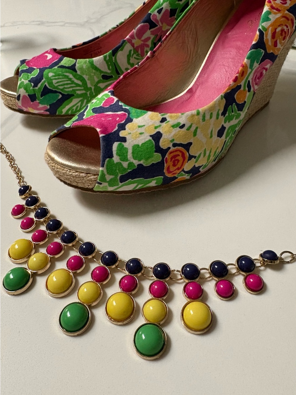 Colorful necklace!
Coordinate’s with listed Lily Pulitzer  shoes and pink dress.